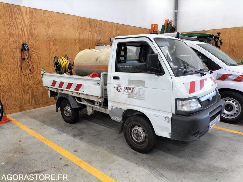PIAGGIO PORTER - Малотоннажный самосвал: фото 1 PIAGGIO PORTER - Малотоннажный самосвал: фото 1