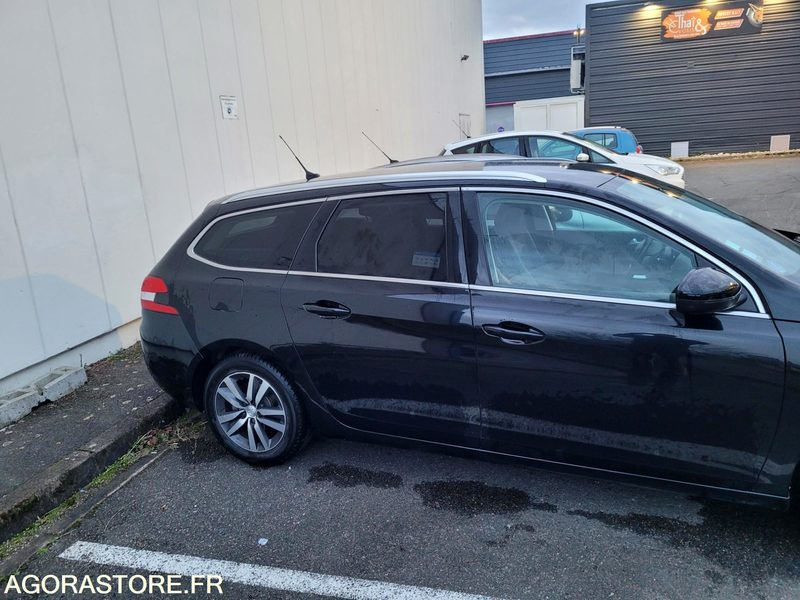 Peugeot 308SW 2019 215.000km - Легковой автомобиль: фото 5 Peugeot 308SW 2019 215.000km - Легковой автомобиль: фото 5