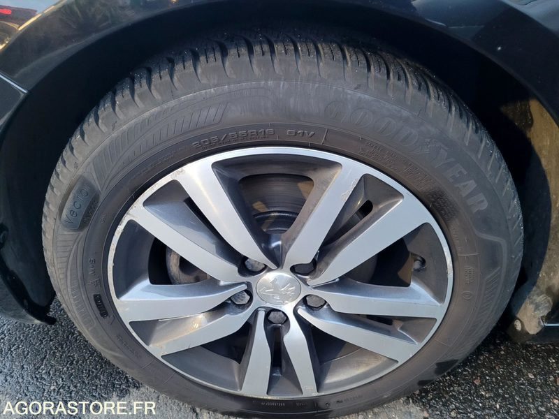 Peugeot 308SW 2019 215.000km - Легковой автомобиль: фото 4 Peugeot 308SW 2019 215.000km - Легковой автомобиль: фото 4