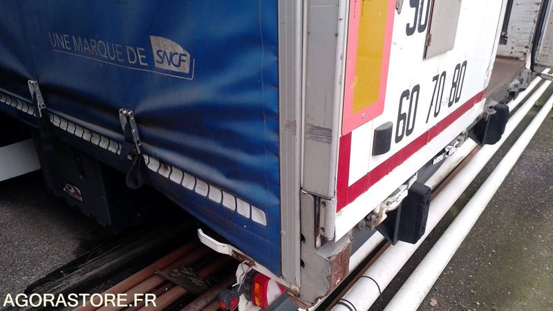 Semi-remorque FRUEHAUF - 2014 - DD-568-RR - Полуприцеп: фото 4 Semi-remorque FRUEHAUF - 2014 - DD-568-RR - Полуприцеп: фото 4