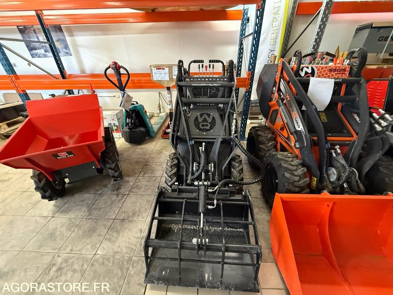 Porte outils SSQ11 PUROSANGUE Worky quad Plus Essence NEUF - Садовое оборудование: фото 3 Porte outils SSQ11 PUROSANGUE Worky quad Plus Essence NEUF - Садовое оборудование: фото 3