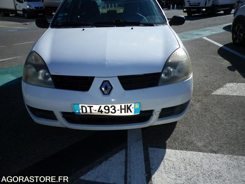 RENAULT CLIO CAMPUS ESSENCE 1.2 16V - Легковой автомобиль: фото 2 RENAULT CLIO CAMPUS ESSENCE 1.2 16V - Легковой автомобиль: фото 2
