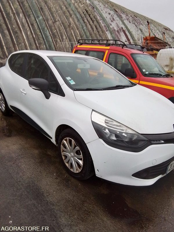 RENAULT CLIO CG287R - Легковой автомобиль: фото 3 RENAULT CLIO CG287R - Легковой автомобиль: фото 3