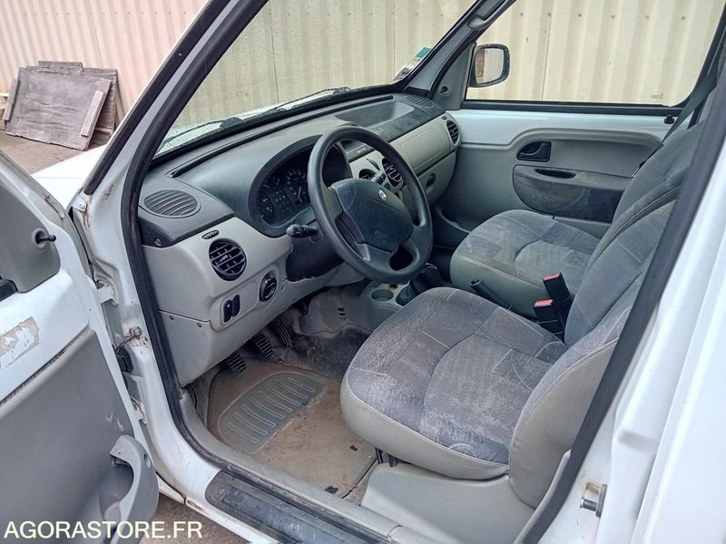 RENAULT KANGOO 1 phase 2 VP 1.5 DCI 65 - Легковой автомобиль: фото 5 RENAULT KANGOO 1 phase 2 VP 1.5 DCI 65 - Легковой автомобиль: фото 5