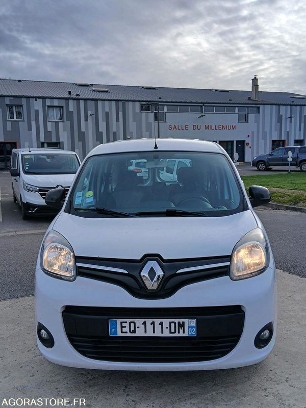 RENAULT KANGOO 7 PLACES - Легковой автомобиль: фото 1 RENAULT KANGOO 7 PLACES - Легковой автомобиль: фото 1