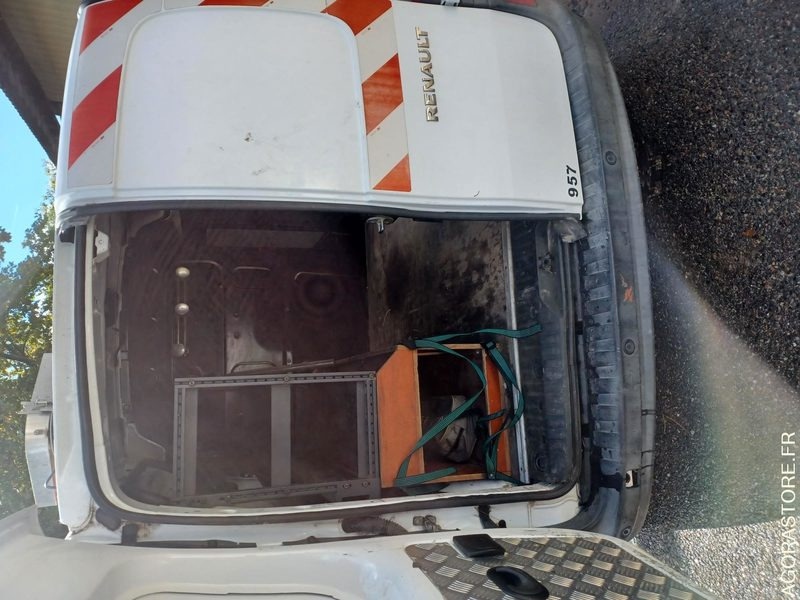 RENAULT KANGOO / REF SCP : 957 - Цельнометаллический фургон: фото 5 RENAULT KANGOO / REF SCP : 957 - Цельнометаллический фургон: фото 5