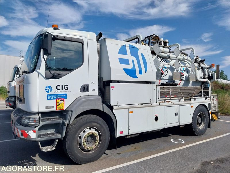 RENAULT Kerax 320 HUWER ADR 2002 (165000Km) ROULANT EXPORT UNIQUEMENT - Ассенизатор: фото 2 RENAULT Kerax 320 HUWER ADR 2002 (165000Km) ROULANT EXPORT UNIQUEMENT - Ассенизатор: фото 2