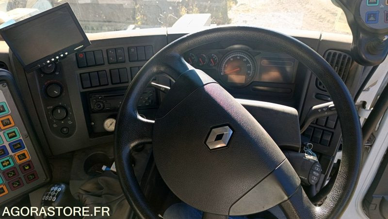 RENAULT MAJOR SCARAB - 2007 - 4730h - Подметально-уборочная машина: фото 5 RENAULT MAJOR SCARAB - 2007 - 4730h - Подметально-уборочная машина: фото 5