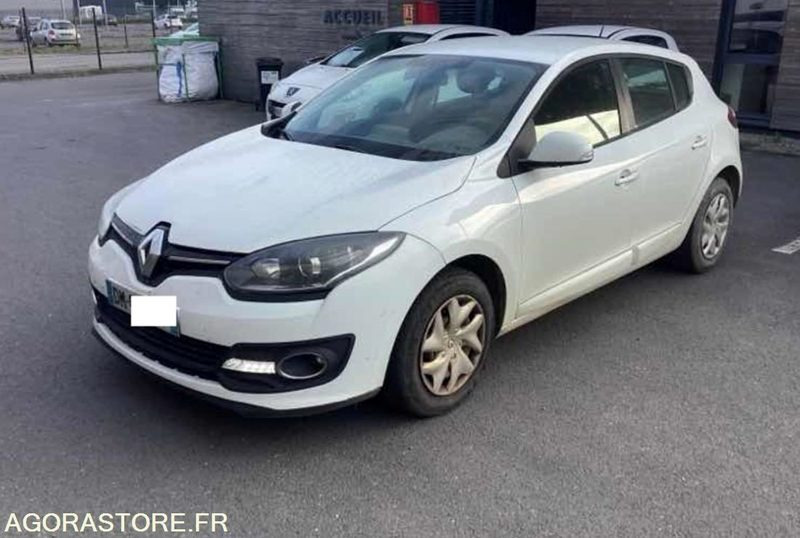 RENAULT MEGANE IV - 2014 / 302000 km - Легковой автомобиль: фото 1 RENAULT MEGANE IV - 2014 / 302000 km - Легковой автомобиль: фото 1