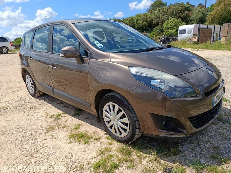 RENAULT SCENIC - 2010 - 138500KMS - Легковой автомобиль: фото 2 RENAULT SCENIC - 2010 - 138500KMS - Легковой автомобиль: фото 2