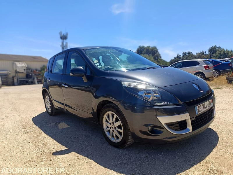 RENAULT SCENIC III 1.5 DCI 110CV - 2009 - 155000KMS - Легковой автомобиль: фото 4 RENAULT SCENIC III 1.5 DCI 110CV - 2009 - 155000KMS - Легковой автомобиль: фото 4