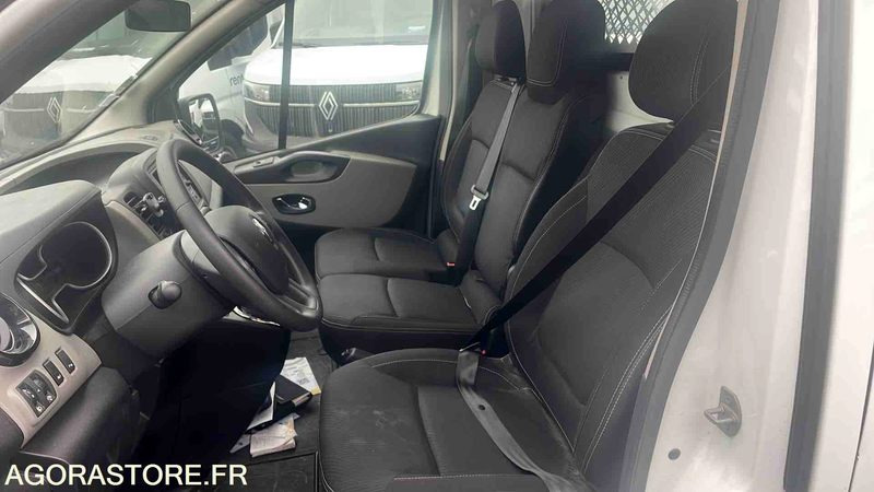 RENAULT TRAFIC - 2016 - 100335KM - ED409LN - Цельнометаллический фургон: фото 5 RENAULT TRAFIC - 2016 - 100335KM - ED409LN - Цельнометаллический фургон: фото 5