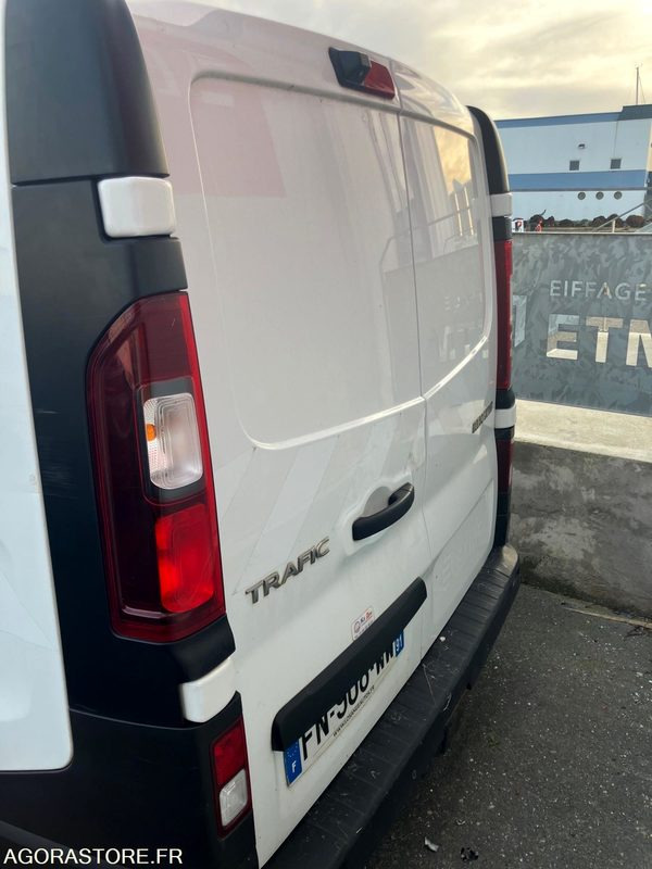 RENAULT TRAFIC - 2020 / 195994km (FN-908-WW) - Цельнометаллический фургон: фото 3 RENAULT TRAFIC - 2020 / 195994km (FN-908-WW) - Цельнометаллический фургон: фото 3