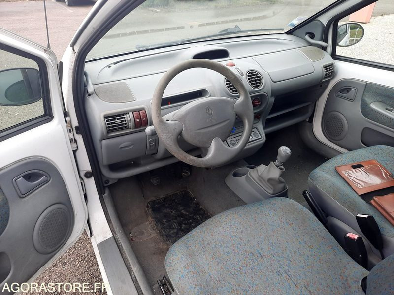 RENAULT TWINGO - 2003 - 90650KM - Легковой автомобиль: фото 5 RENAULT TWINGO - 2003 - 90650KM - Легковой автомобиль: фото 5