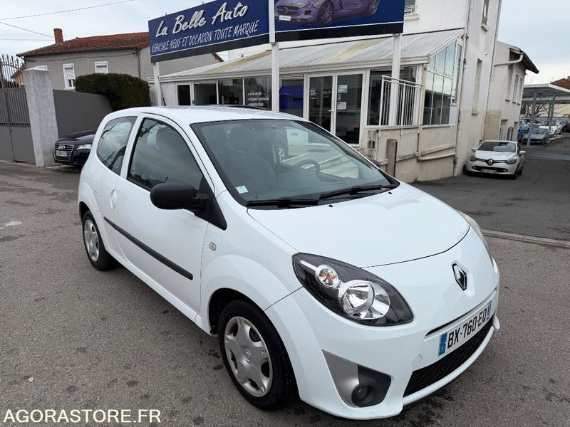 RENAULT TWINGO II (2) 1.2 LEV 75 AUTHENTIQUE ECO2 - Легковой автомобиль: фото 1 RENAULT TWINGO II (2) 1.2 LEV 75 AUTHENTIQUE ECO2 - Легковой автомобиль: фото 1