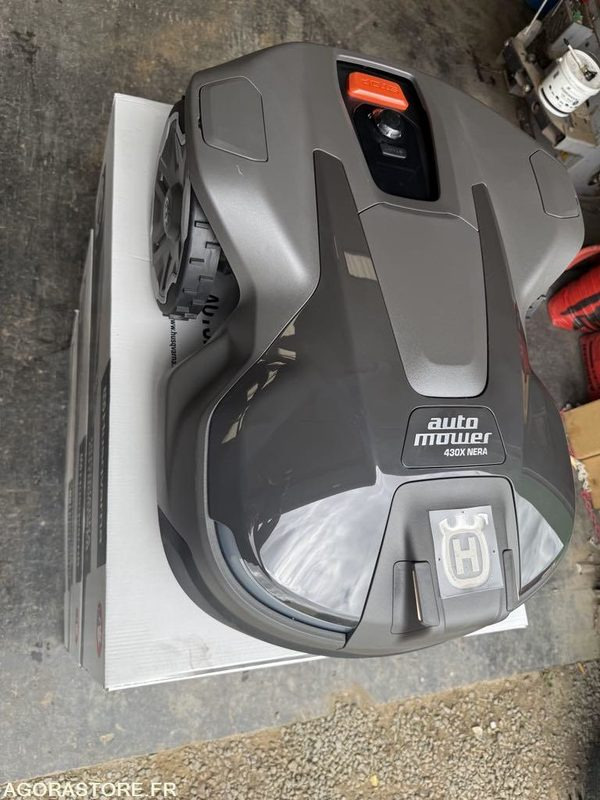 ROBOT de tonte NEUF 430x NERA Husqvarna UNITAIRE - Газонокосилка: фото 2 ROBOT de tonte NEUF 430x NERA Husqvarna UNITAIRE - Газонокосилка: фото 2
