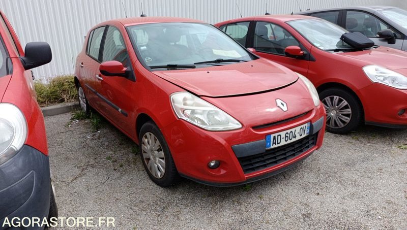 Renault Clio - 2009 - 254266KMS AD604QV - Легковой автомобиль: фото 2 Renault Clio - 2009 - 254266KMS AD604QV - Легковой автомобиль: фото 2