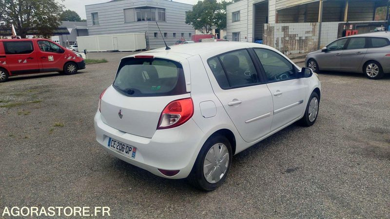 Renault - Clio - 2012 - 172874 kms - Легковой автомобиль: фото 2 Renault - Clio - 2012 - 172874 kms - Легковой автомобиль: фото 2