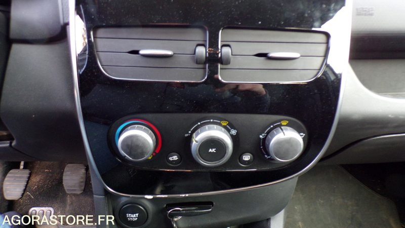 Renault Clio 4 DQ-031-CM (BP) - Легковой автомобиль: фото 4 Renault Clio 4 DQ-031-CM (BP) - Легковой автомобиль: фото 4