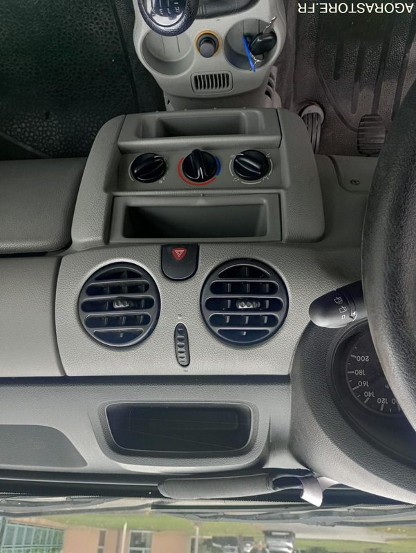 Renault Kangoo 2004 62013 kms - Легковой фургон: фото 4 Renault Kangoo 2004 62013 kms - Легковой фургон: фото 4