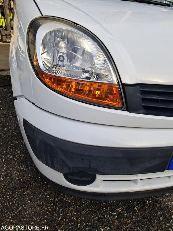 Renault Kangoo - 2006 - 75766kms - 1944 ZZ 42 - Легковой фургон: фото 4 Renault Kangoo - 2006 - 75766kms - 1944 ZZ 42 - Легковой фургон: фото 4
