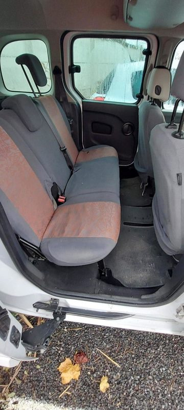 Renault Kangoo - 2013 - 284004kms - Легковой автомобиль: фото 4 Renault Kangoo - 2013 - 284004kms - Легковой автомобиль: фото 4