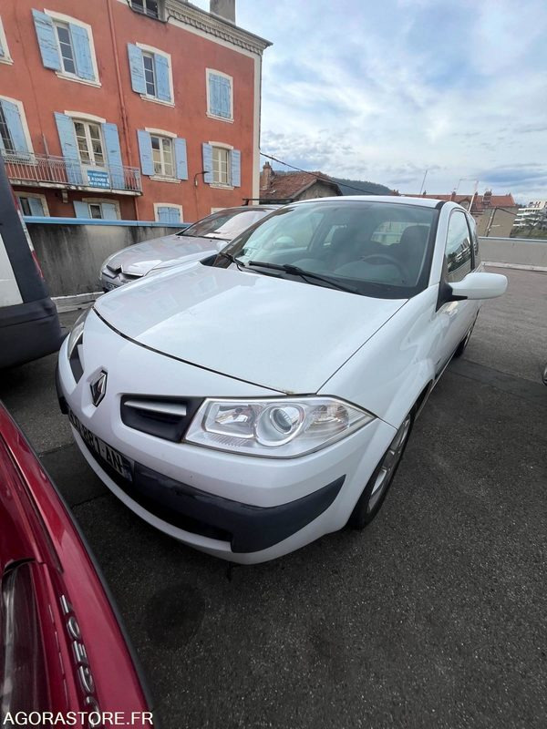 Renault MEGANE II SOCIETE AIR - 260 000 KM - 2008 - Легковой автомобиль: фото 1 Renault MEGANE II SOCIETE AIR - 260 000 KM - 2008 - Легковой автомобиль: фото 1