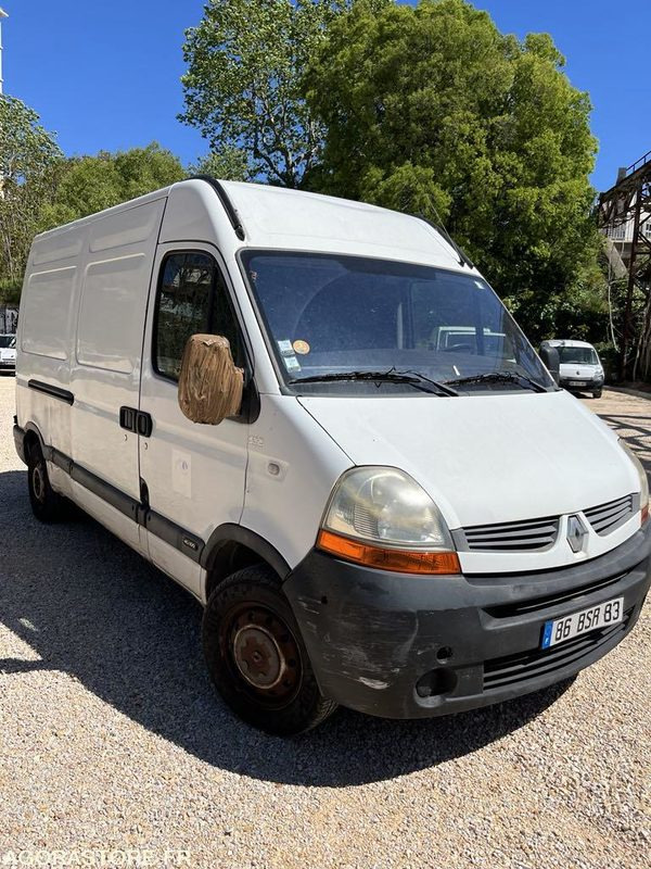Renault Master - Цельнометаллический фургон: фото 3 Renault Master - Цельнометаллический фургон: фото 3