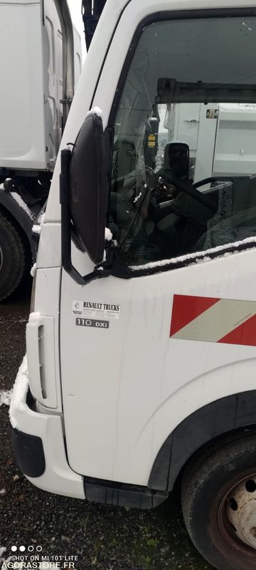 Renault Maxity Benne 110 DXI 103125kms 2009 - Малотоннажный самосвал: фото 3 Renault Maxity Benne 110 DXI 103125kms 2009 - Малотоннажный самосвал: фото 3