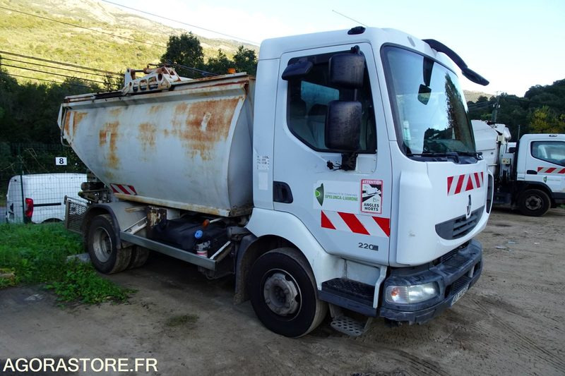 Renault Midlum 220 DXI - Мусоровоз: фото 3 Renault Midlum 220 DXI - Мусоровоз: фото 3