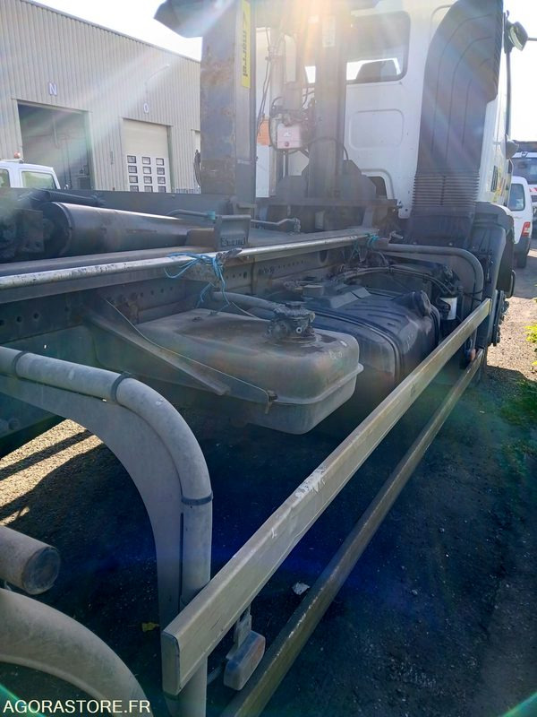 Renault Midlum BX-718-LK - Крюковой мультилифт: фото 5 Renault Midlum BX-718-LK - Крюковой мультилифт: фото 5