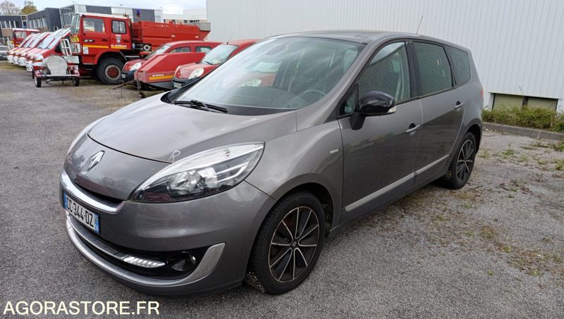 Renault Scenic - 2012 - 266446KMS CC344DZ - Легковой автомобиль: фото 1 Renault Scenic - 2012 - 266446KMS CC344DZ - Легковой автомобиль: фото 1
