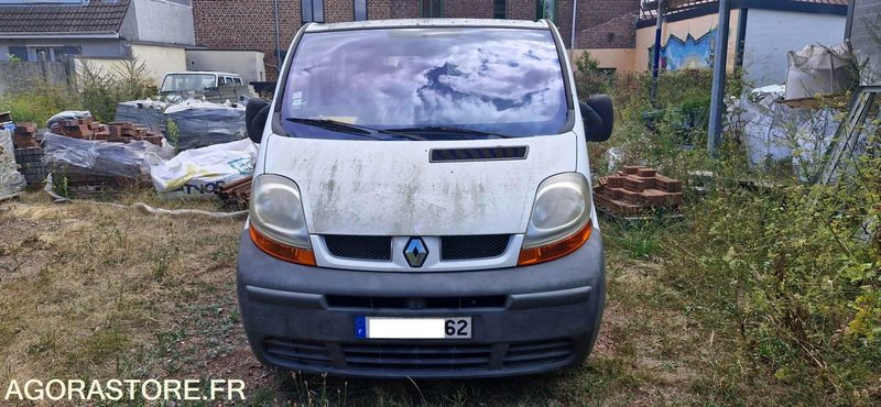 Renault Trafic 9 places 2003 106423KMS - Микроавтобус, Пассажирский фургон: фото 1 Renault Trafic 9 places 2003 106423KMS - Микроавтобус, Пассажирский фургон: фото 1