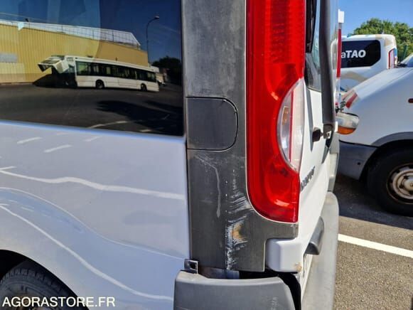 Renault Trafic в лизинг Renault Trafic: фото 24 Renault Trafic в лизинг Renault Trafic: фото 24