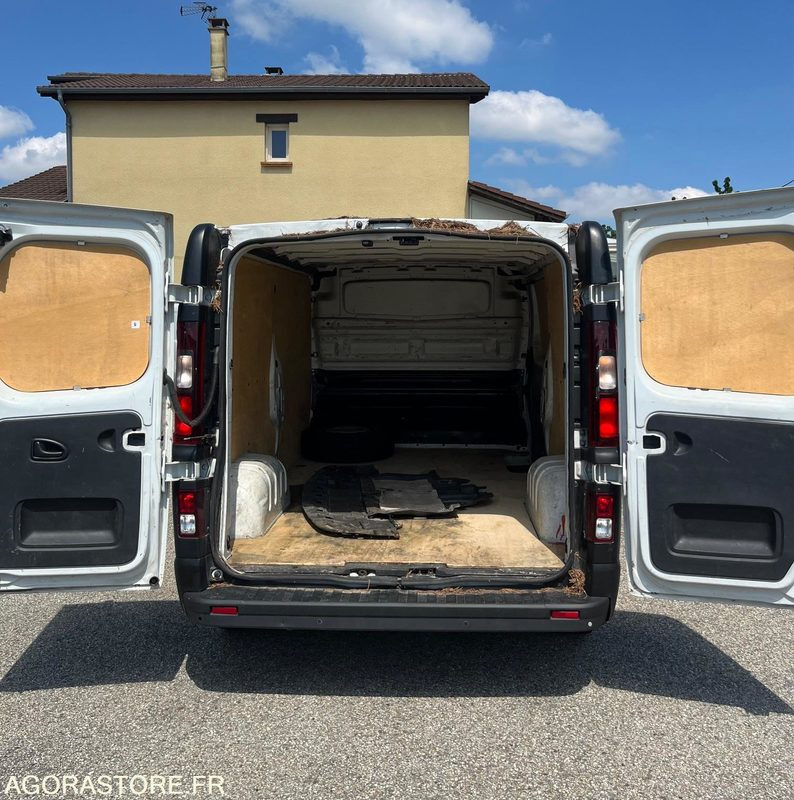 Renault Trafic L2H1 1200 Energy Confort - 2018 - 180 000km - Цельнометаллический фургон: фото 5 Renault Trafic L2H1 1200 Energy Confort - 2018 - 180 000km - Цельнометаллический фургон: фото 5