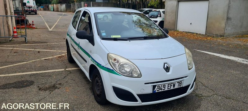 Renault Twingo 1.2l 16v - Легковой автомобиль: фото 2 Renault Twingo 1.2l 16v - Легковой автомобиль: фото 2