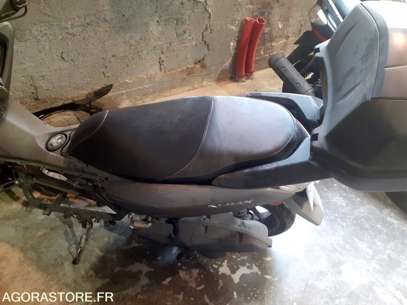SCOOTER YAMAHA NMAX 125 - Мотоцикл: фото 2 SCOOTER YAMAHA NMAX 125 - Мотоцикл: фото 2