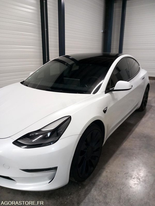 TESLA MODEL 3 - 101000KM - GB998TZ - 2021 - Легковой автомобиль: фото 3 TESLA MODEL 3 - 101000KM - GB998TZ - 2021 - Легковой автомобиль: фото 3