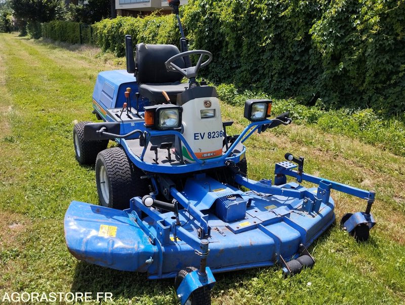TONDEUSE AUTOPORTEE ISEKI SF303 - Газонокосилка: фото 2 TONDEUSE AUTOPORTEE ISEKI SF303 - Газонокосилка: фото 2
