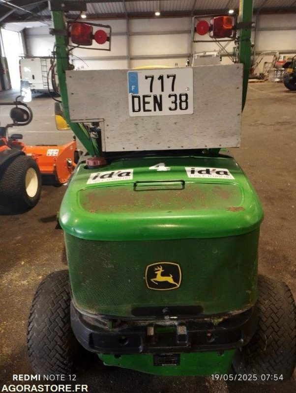 TONDEUSE JOHN DEERE 1565 - Газонокосилка: фото 3 TONDEUSE JOHN DEERE 1565 - Газонокосилка: фото 3