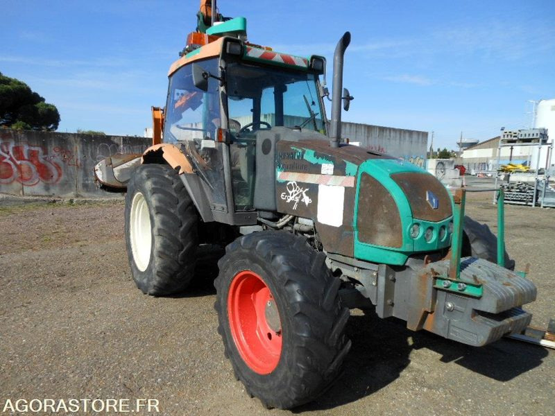 TRACTEUR AGRICOLE RENAULT ERGOS 446 (DD123) + DEBROUSSAILLEUSE 5M (MC123) - Трактор: фото 2 TRACTEUR AGRICOLE RENAULT ERGOS 446 (DD123) + DEBROUSSAILLEUSE 5M (MC123) - Трактор: фото 2