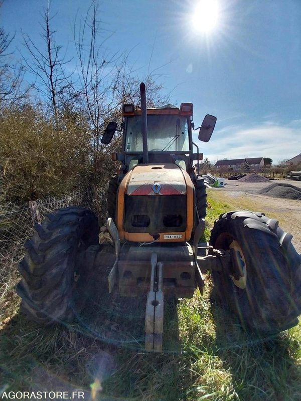 TRACTEUR ENAULT ERGOS100 + CHARGEUR FAUCHEUX - Трактор: фото 1 TRACTEUR ENAULT ERGOS100 + CHARGEUR FAUCHEUX - Трактор: фото 1