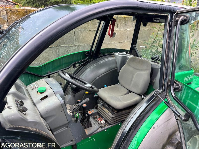 TRACTEUR FERRARI - 2900 heures - 2017 - Трактор: фото 4 TRACTEUR FERRARI - 2900 heures - 2017 - Трактор: фото 4