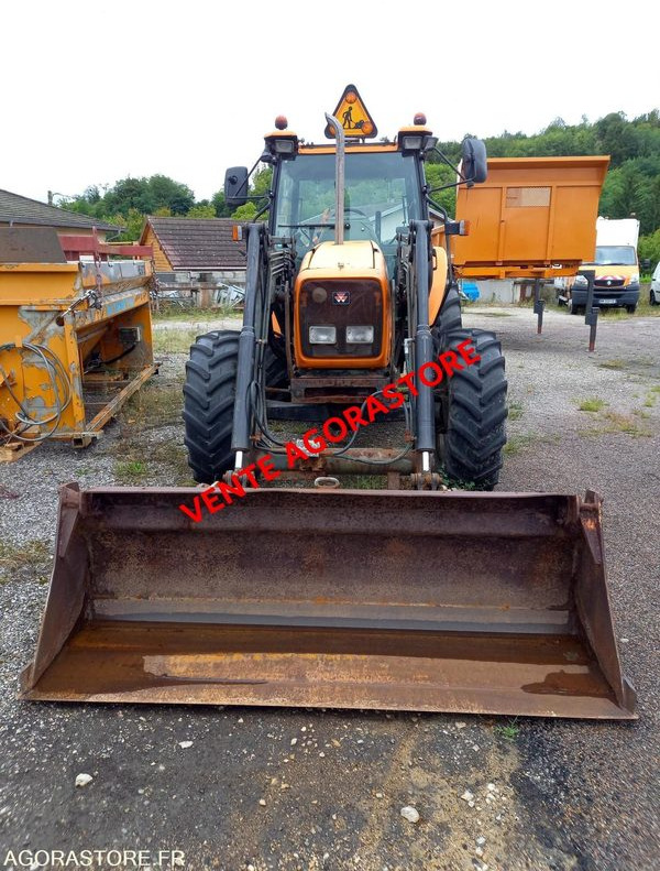 TRACTEUR MASSEY FERGUSON 6245  4X4 - Трактор: фото 2 TRACTEUR MASSEY FERGUSON 6245  4X4 - Трактор: фото 2