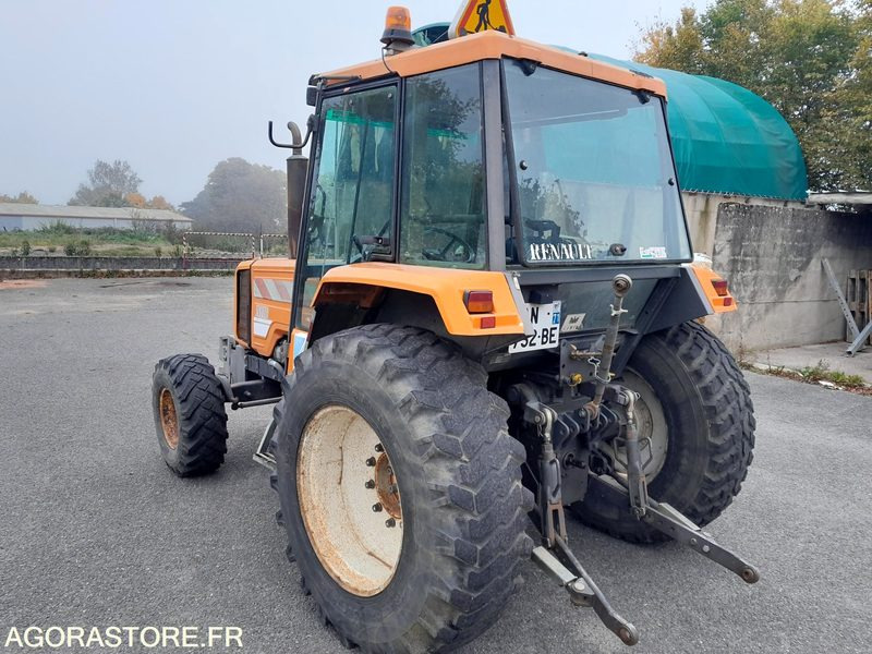 TRACTEUR RENAULT 750MI 12532 heures 1995 - Трактор: фото 4 TRACTEUR RENAULT 750MI 12532 heures 1995 - Трактор: фото 4