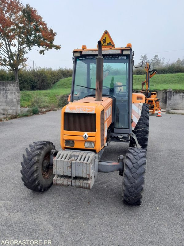 TRACTEUR RENAULT 750MI 12532 heures 1995 - Трактор: фото 3 TRACTEUR RENAULT 750MI 12532 heures 1995 - Трактор: фото 3