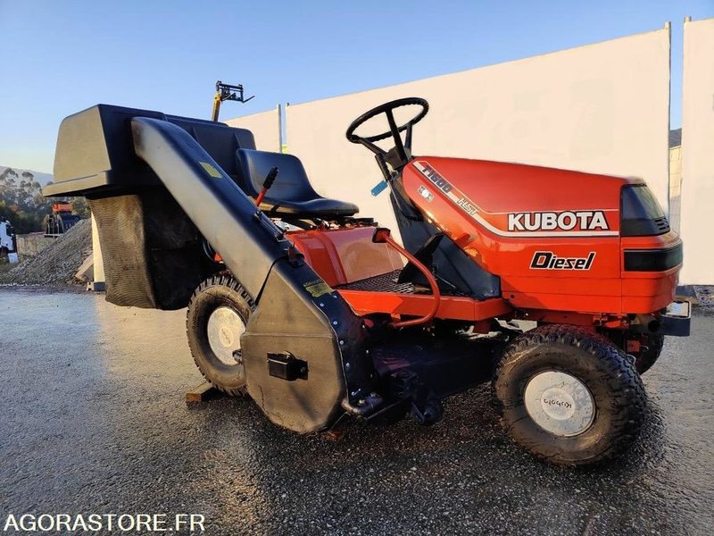 TRACTEUR TONDEUSE KUBOTA - GAMME PRO - HST T1600 - 377 HEURES - Газонокосилка: фото 2 TRACTEUR TONDEUSE KUBOTA - GAMME PRO - HST T1600 - 377 HEURES - Газонокосилка: фото 2