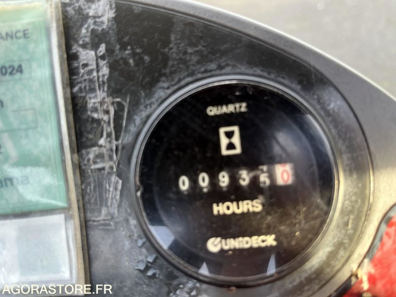 Tondeuse frontale Iseki SFH240 + bac + plateau 1.37m, 935h de 2010. - Газонокосилка: фото 3 Tondeuse frontale Iseki SFH240 + bac + plateau 1.37m, 935h de 2010. - Газонокосилка: фото 3