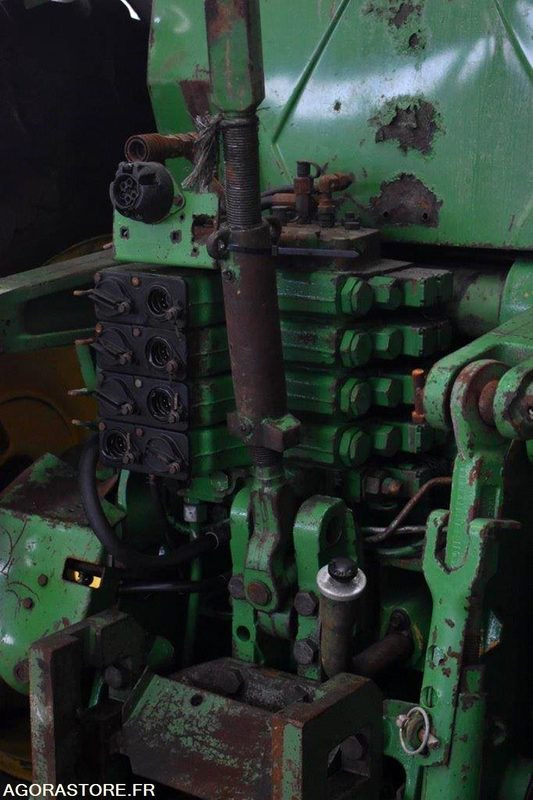 Tracteur Agricole/Forrestier John Deere 8200 - Трактор: фото 2 Tracteur Agricole/Forrestier John Deere 8200 - Трактор: фото 2