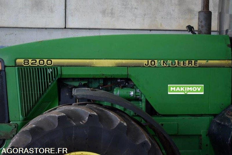 Tracteur Agricole/Forrestier John Deere 8200 - Трактор: фото 4 Tracteur Agricole/Forrestier John Deere 8200 - Трактор: фото 4